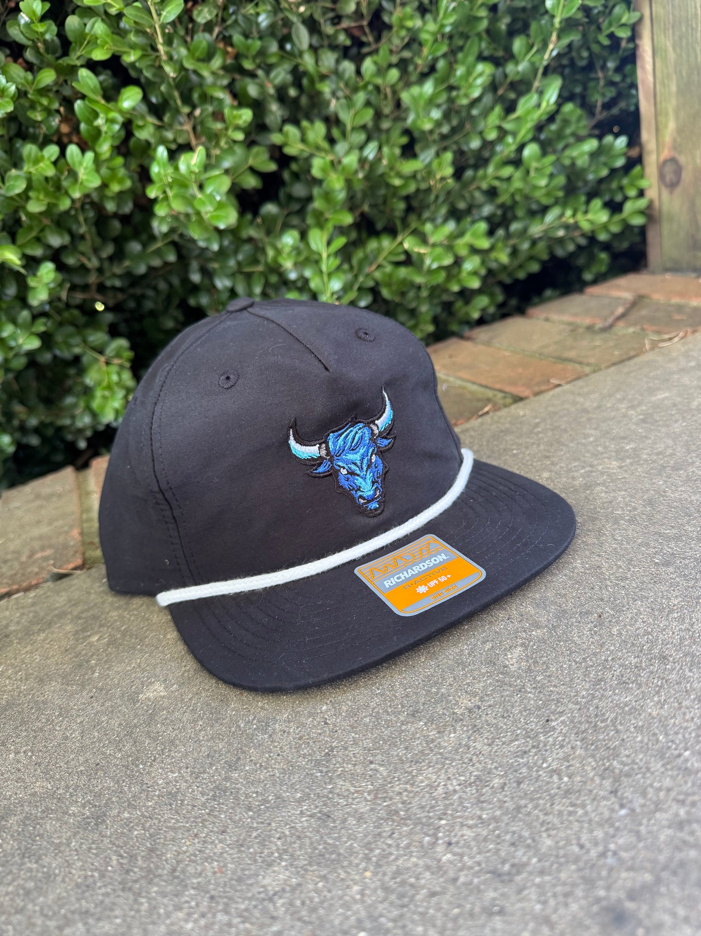 Richardson 256 with Bull Logo